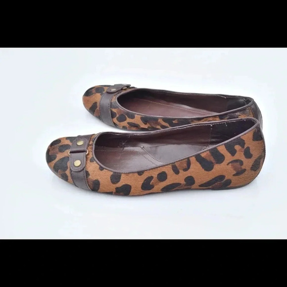 Eddie Bauer flats - Picture 2 of 8